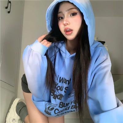 当红主播深夜酒吧买醉，平台账号被停更，一个月引热议